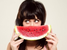 Katy Perry fruity wallpaper