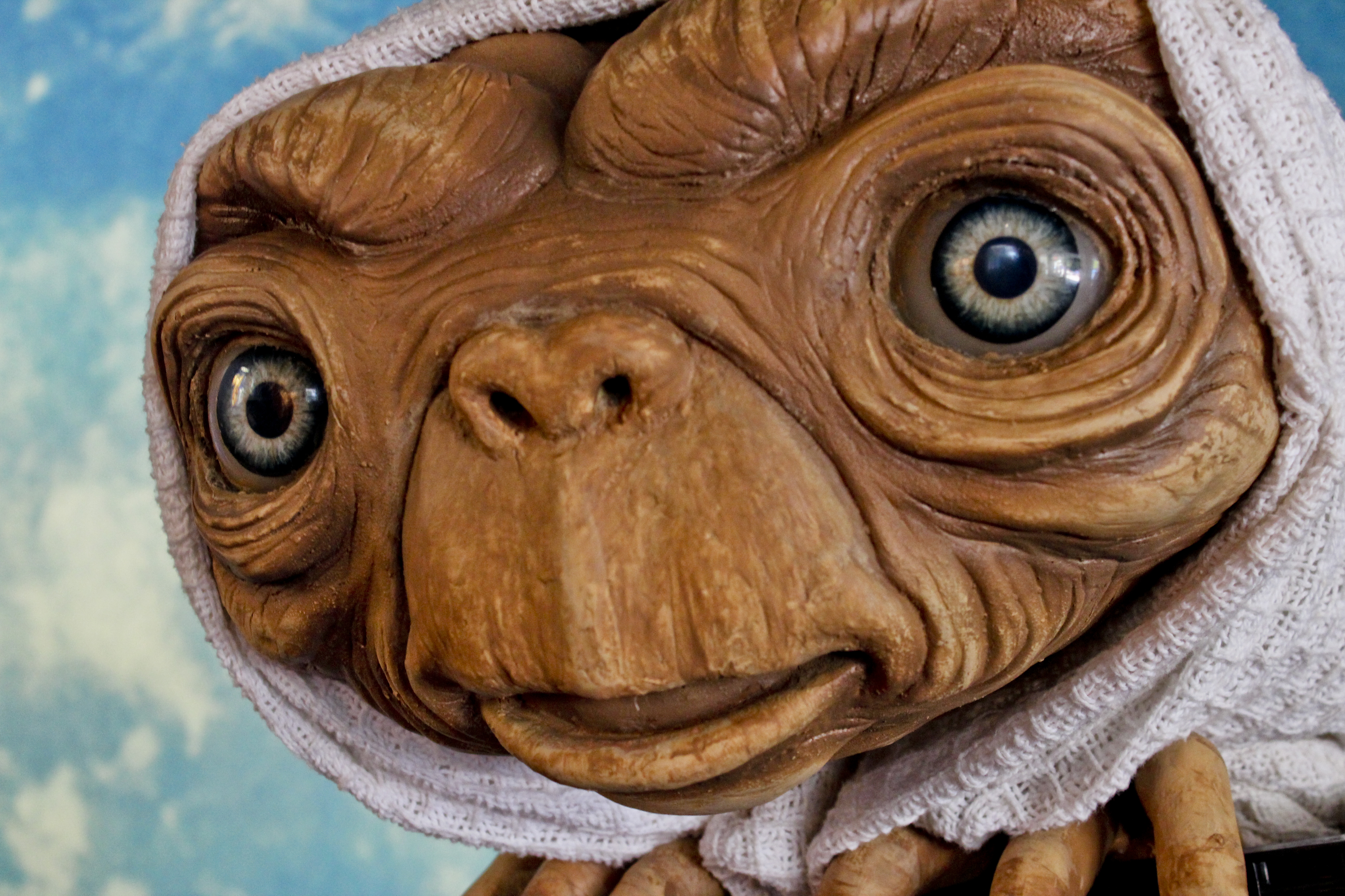 E.T Desktop Wallpaper